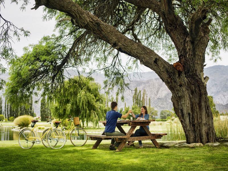 Grace Cafayate Ξενοδοχείο Εξωτερικό φωτογραφία Picnic at the University of Washington